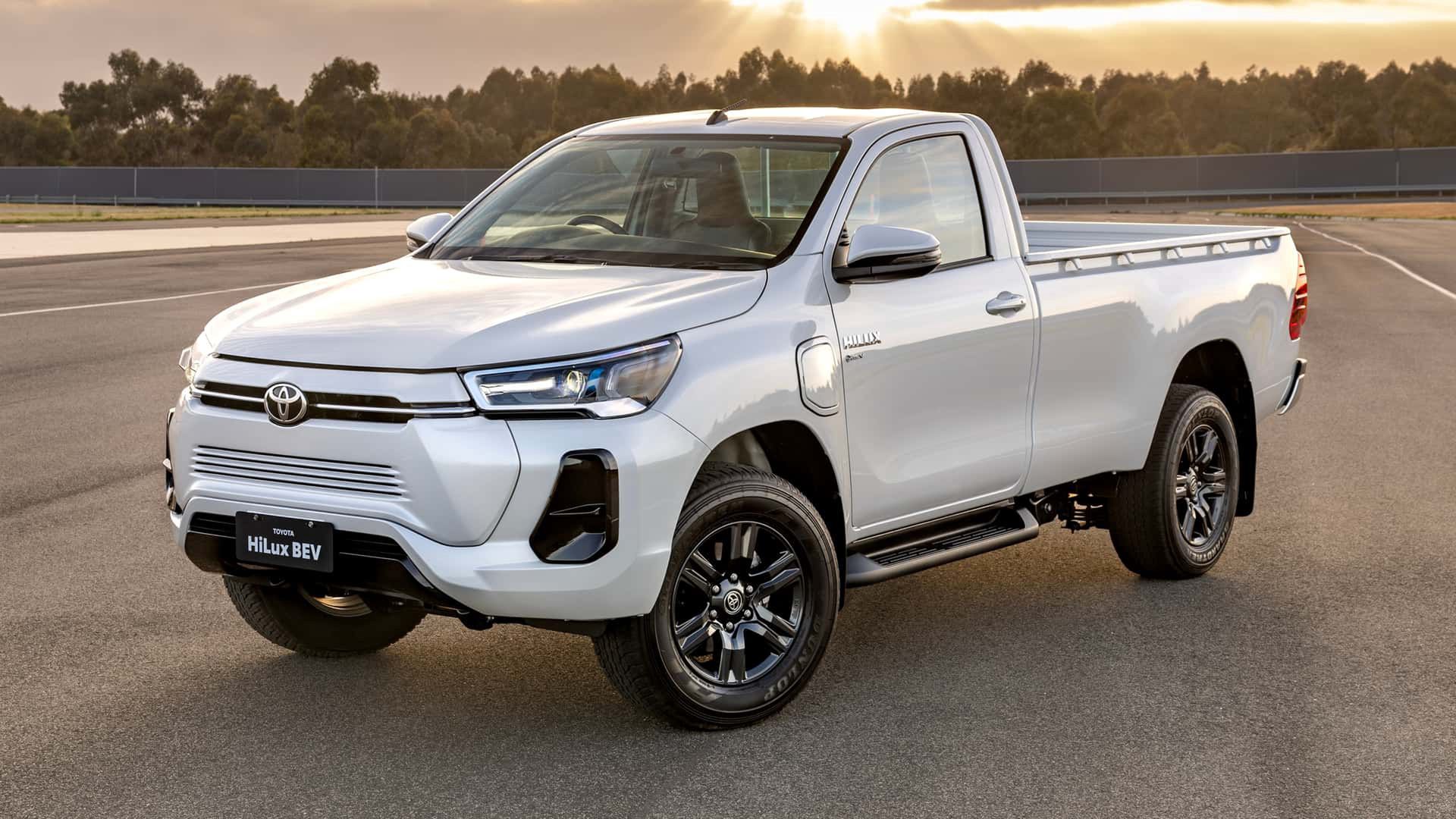Toyota Hilux BEV