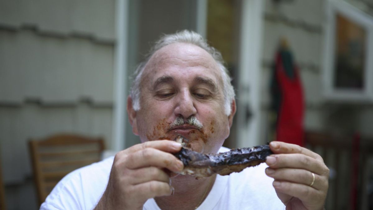 Wróciła zapomniana choroba. Uważaj podczas jedzenia mięsa