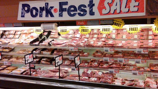 Jak sprawdzić świeżość jedzenia ze sklepu? 1