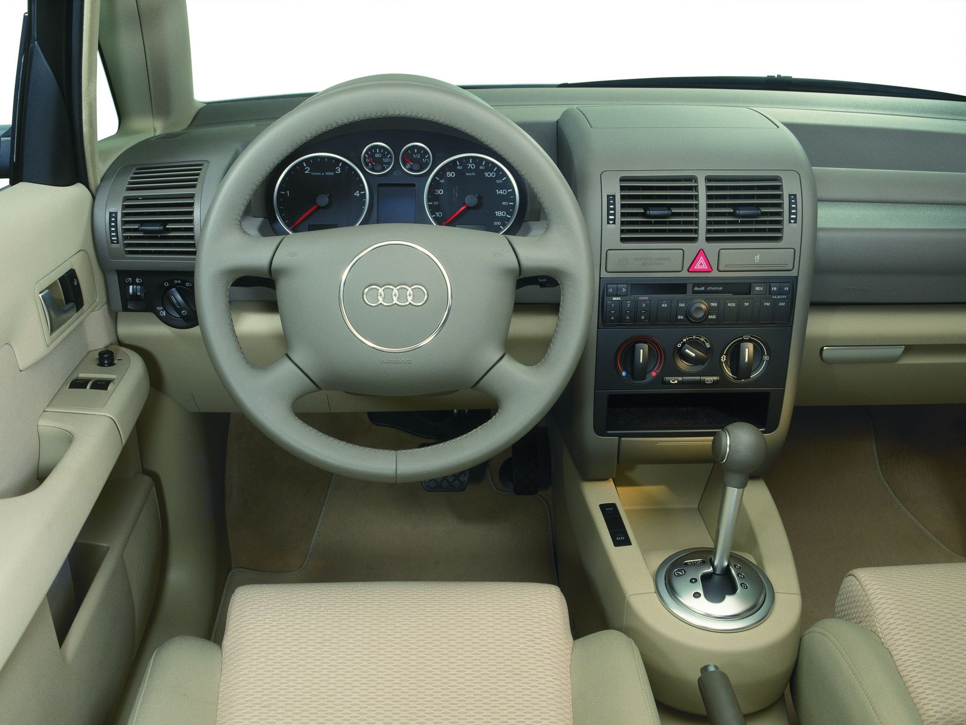 Audi A2 5
