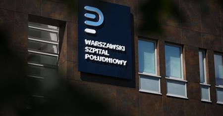Po skandalu w szpitalu wrze w KO. Rośnie presja w partii