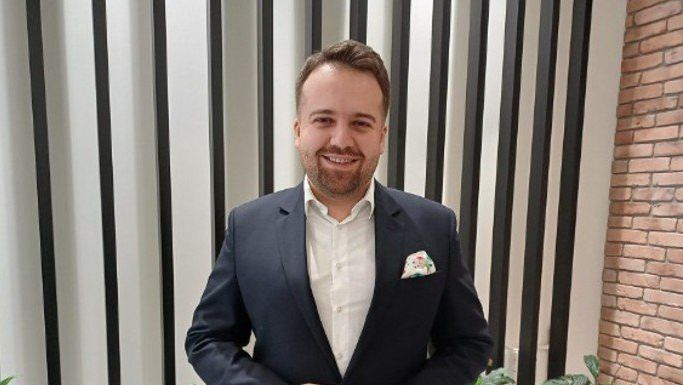 Prezydent Starachowic Marek Materek będzie zarabiał więcej. Decyzję podjęli radni Rady Miejskiej.