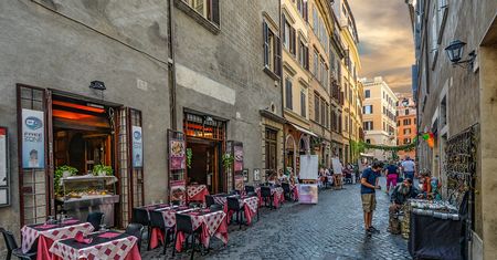 Restauracje jak linie lotnicze. Za każdą usługę trzeba płacić ekstra