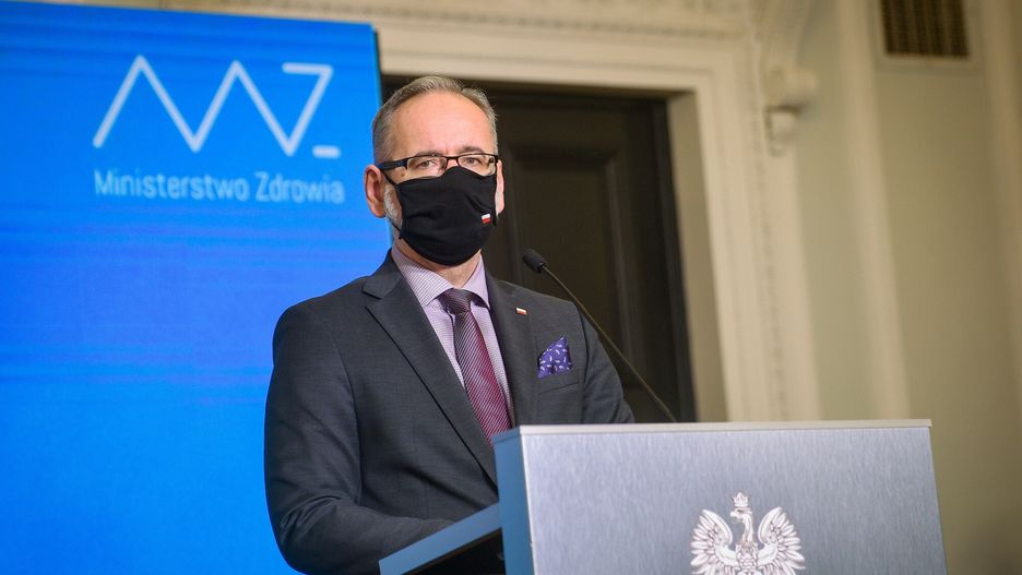 Mateusz Morawiecki apelował  o wstrzymanie wypłacania nagród dla ministerialnych urzędników. Ministerstwo Zdrowia wypłaciło miliony / foto ilustracyjne