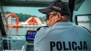 Toniemy w ciszy - tak wygląda przerażająca prawda