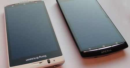 Xperia arc vs. Xperia arc S - porównanie