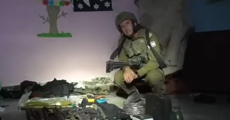 Izrael ujawnia dowody. Broń Hamasu w szpitalu