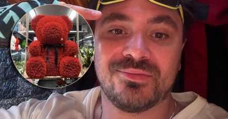Daniel Martyniuk drastycznie zmienia narrację i kupuje prezent żonie. Internauci wściekli: "Przykro się patrzy"