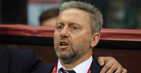Kontrowersyjna książka Brzęczku. "Czytam, żeby wuja zdechł. Musiałam zareagować"