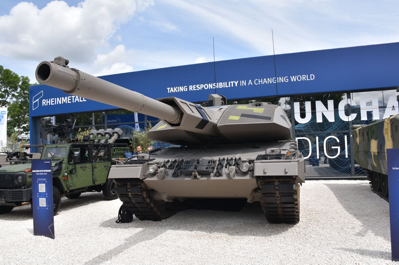 Italy and Germany join forces to develop next-gen battle tanks