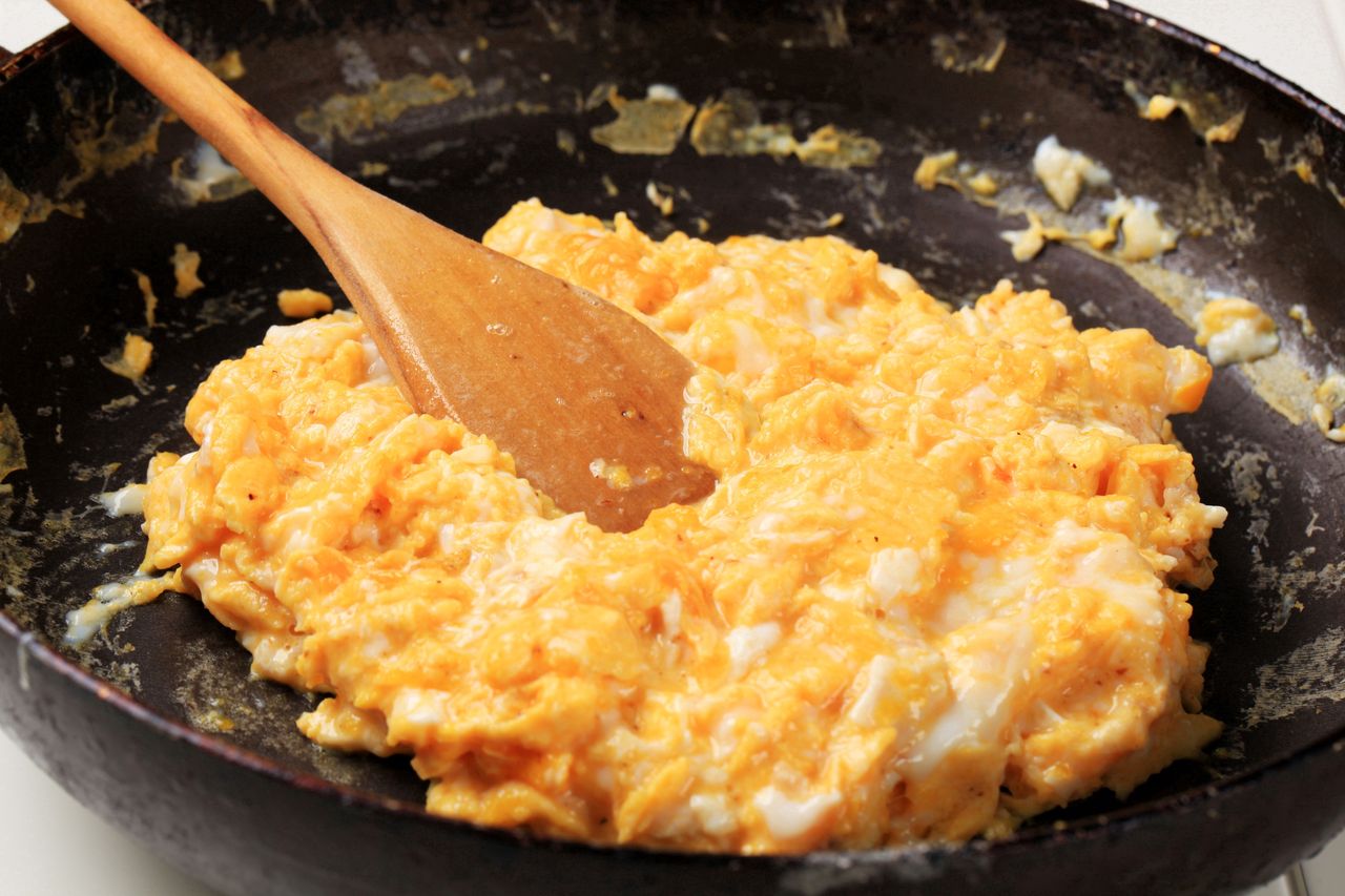 Ramsay's secret to perfect creamy scrambled eggs revealed