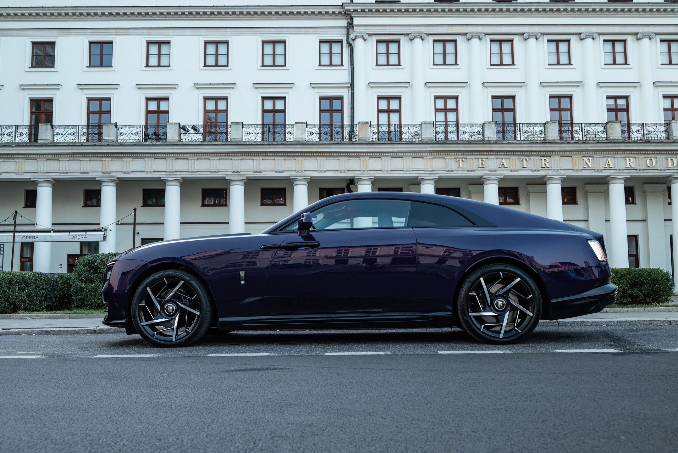 Rolls-Royce Spectre Black Badge