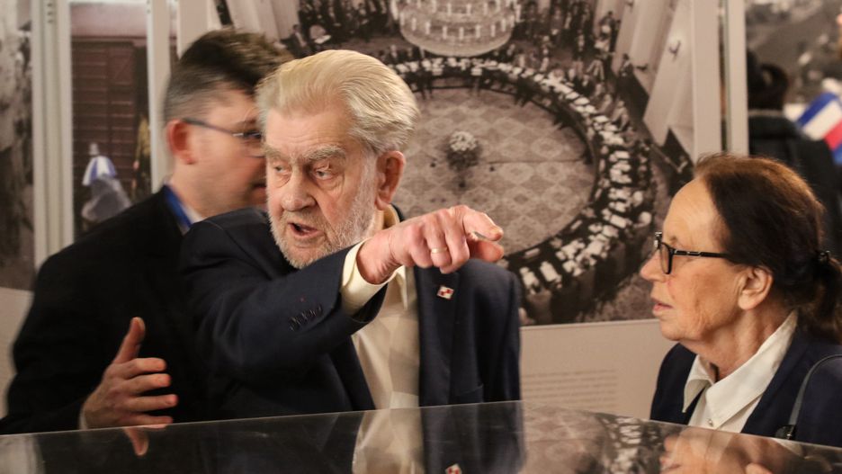 Andrzej Gwiazda przeprasza działaczkę KOD