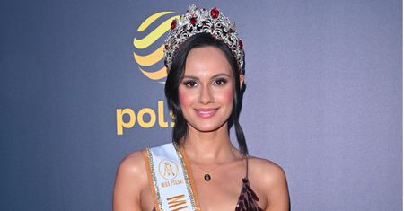 Co za wejście! Nowa Miss Polski brylowała na ściance Polsatu w kreacji z dużym dekoltem [ZDJĘCIA]