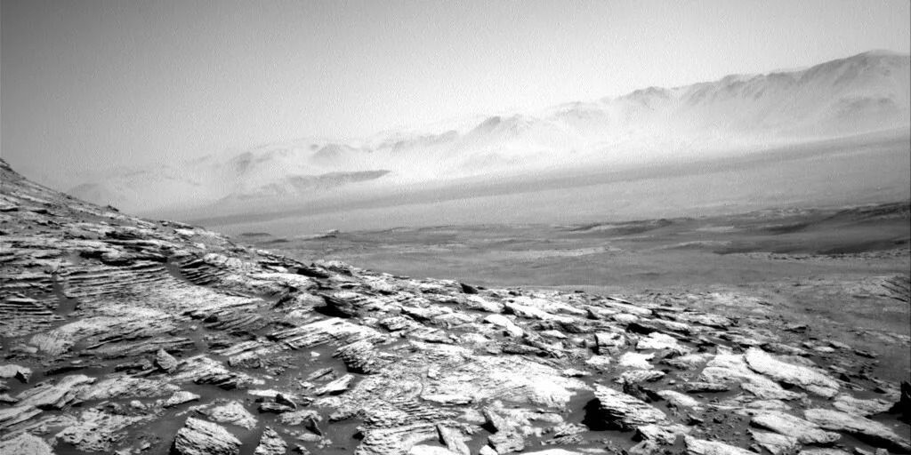 Mgła na Marsie: NASA publikuje interesujące zdjęcia z Curiosity 2