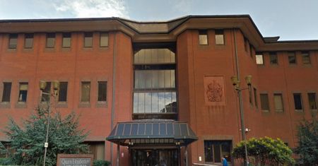 Anglia. 17-latek skazany. Planował atak terrorystyczny w imię Adolfa Hitlera