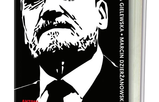 „Do Rzeczy” publikuje sprostowanie po tekście Cenckiewicza o książce „Macierewicz. Biografia nieautoryzowana”