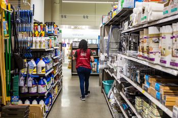 Zwolnią 600 osób. Amerykańska sieć handlowa redukuje zatrudnienie