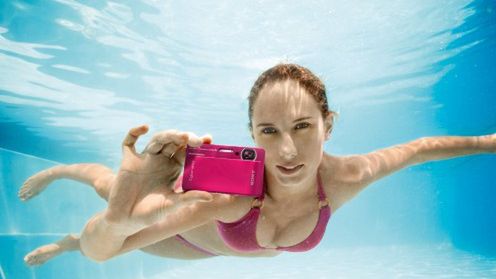 Dwa nowe kompakty Sony: wodoodporny TX5 i H55 z zoomem 10x 1