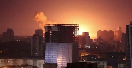 Potężny atak rakietowy na Ukrainę. Polska wydała pilny komunikat