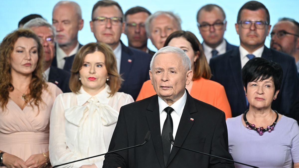 Jaros�aw Kaczy�ski
Radek Pietruszka
komentarz, konferencja, pis, pkw, polityk polityka, sprawozdanie finansowe, decyzja PKW, Pa�stwowej Komisji Wyborczej, 2023, finansowanie, kampania wyborcza, wybory parlamentarne