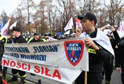 Protest mundurowych. "Rząd oszalał"