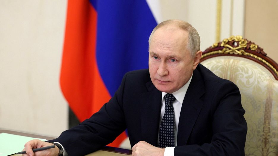 Archiwum zagraniczne East News 2024-01
In this pool photograph distributed by Russian state owned agency, Russian President Vladimir Putin chairs a meeting with Russia's Government members via video link in Moscow, on January 17, 2024. (Photo by Gavriil Grigorov / POOL / AFP) / Editor's note : this image is distributed by Russian state owned agency Sputnik
GAVRIIL GRIGOROV