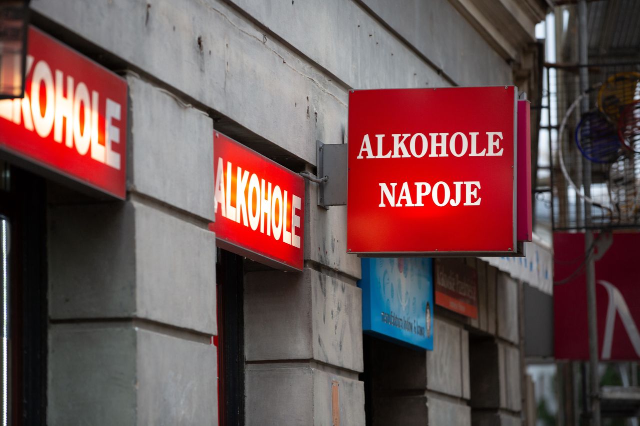 Sprzedaż alkoholu tylko do 22.00. Polskie miasto chce nocnej prohibicji