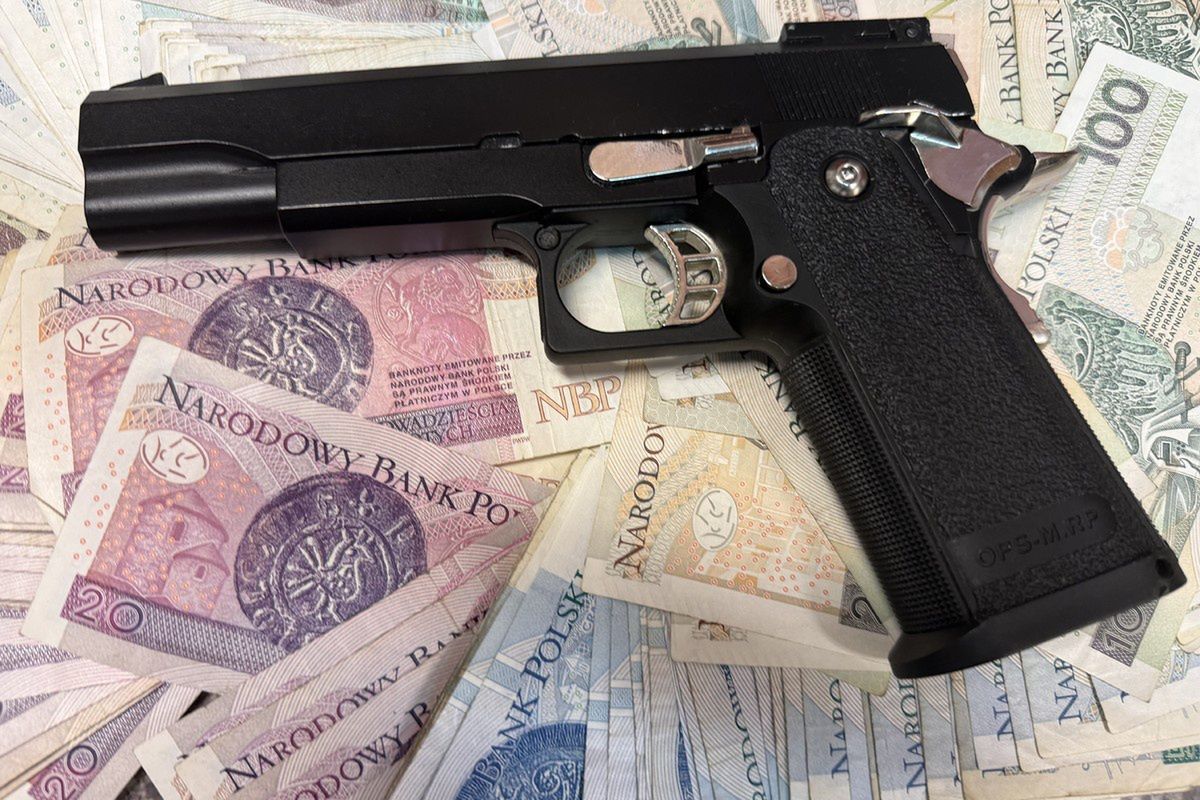 Żory: Nie zatrzymał się do kontroli. Wpadł z gotówką i narkotykami