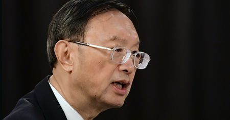 Chiny wyślą sprzęt wojskowy Rosji? Jest oficjalna odpowiedź. "To dezinformacja"