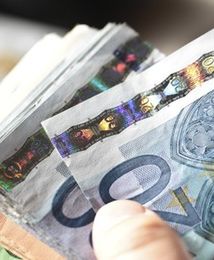 Euro w Polsce najwcześniej po 2035 roku