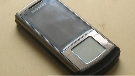 Cellne recenzje: SAMSUNG U900 SOUL 1