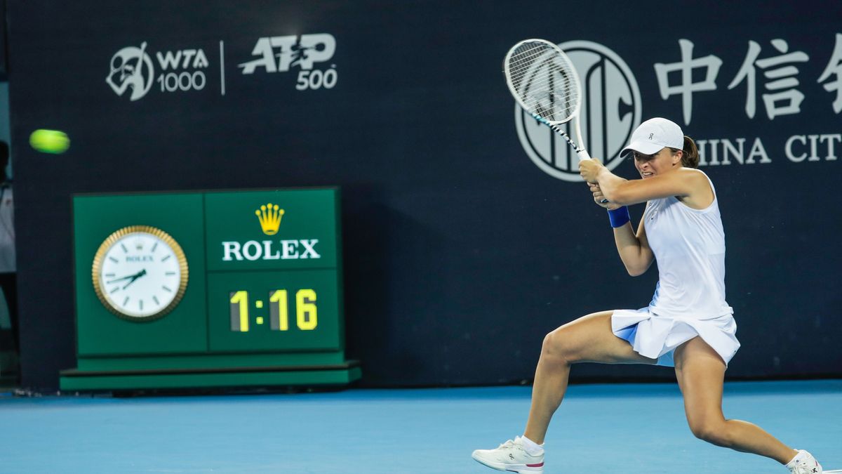 PAP/EPA / EPA/Wu Hao / Na zdjęciu: Iga Świątek