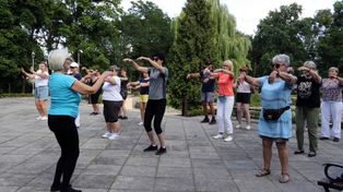 Kuślin: Gimnastyka dla seniorów. Bezpłatne zajęcia odbywają się w każdą środę