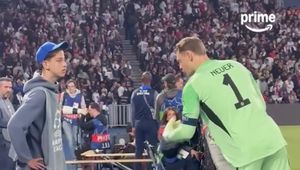 Neuer mógł się wściec. Nagrali, co zrobił chłopiec od podawania piłek