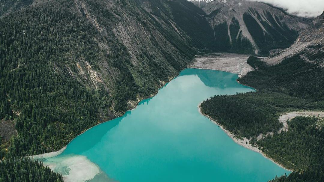 Lasy, góry i jeziora w fotografii podróżniczej Dylana Fursta 1