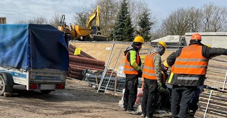 Kontrola we wrocławskiej firmie wykazała naruszenia przy zatrudnieniu niemal 130 cudzoziemców