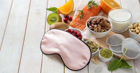 Naturalne sposoby na zdrowy sen. Jak walczyć z bezsennością bez leków?