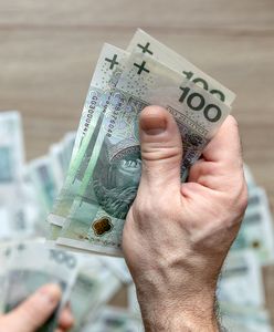 Dostał gotówkę od ojca. Co z podatkiem? Skarbówka wydała stanowisko