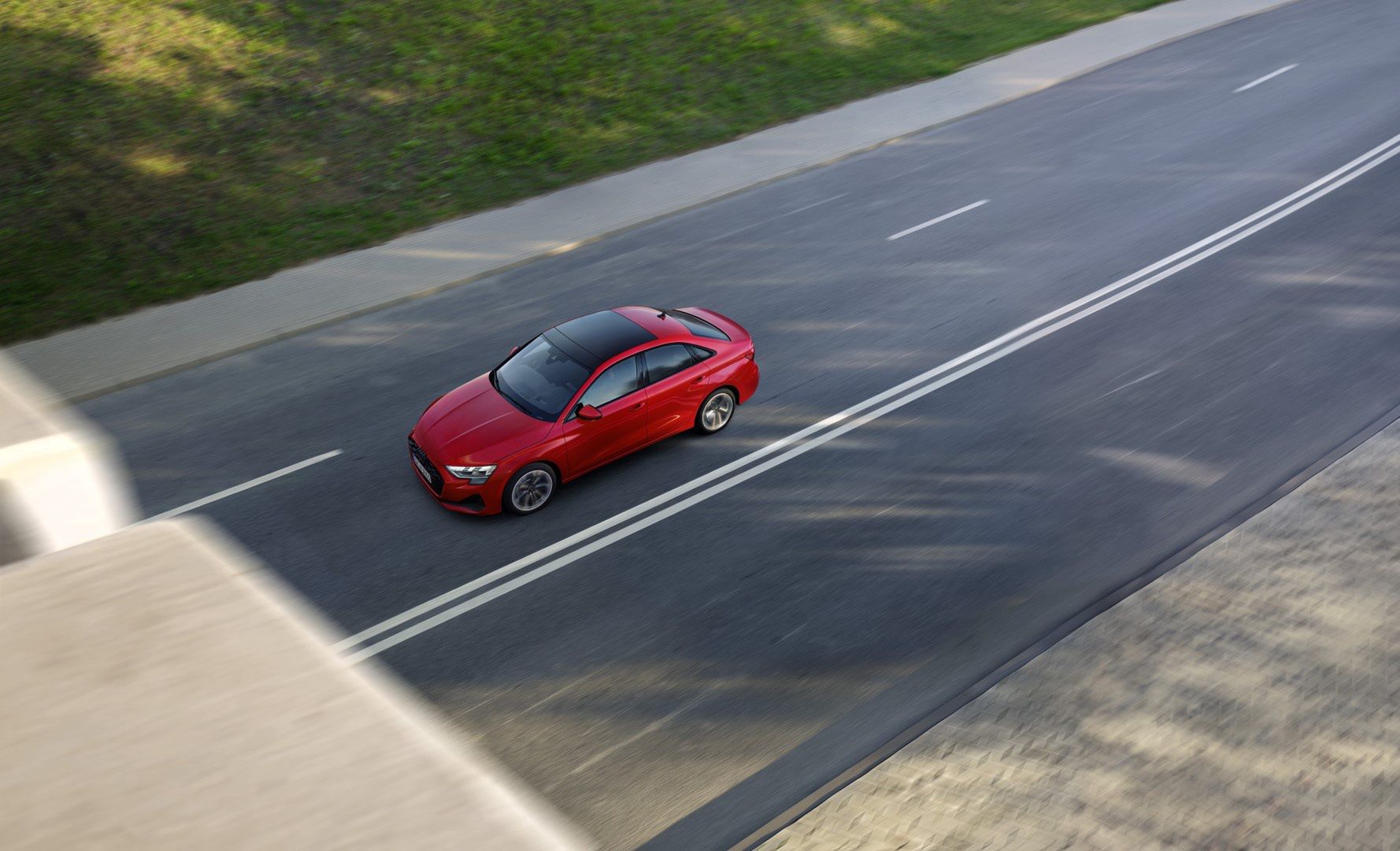 Dynamic photo,
Colour: Progressive red
