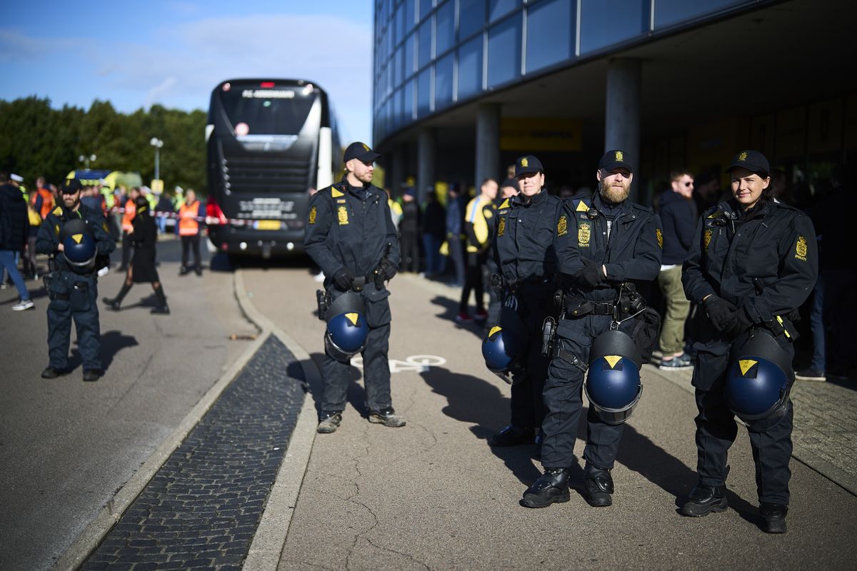 Duńska policji miała w czwartek pracowity dzień - przeprowadzono aresztowania kilku osób, podejrzewanych o przygotowania zamachów terrorystycznych