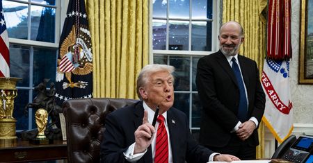 Zakazał mu wstępu. Tak Trump odpowiedział na brak uznania jego decyzji