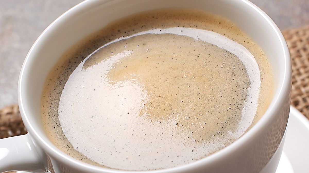 Zobacz, o której godzinie wypić ostatnią kawę w ciągu dnia