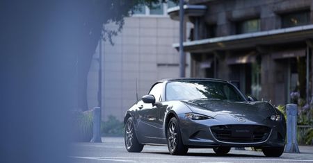 Mazda MX-5 została odświeżona. Stała się bardziej stylowa i lepiej wyposażona