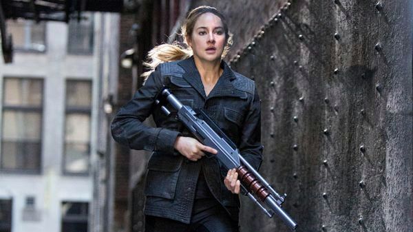 kadr z filmu ''Niezgodna''