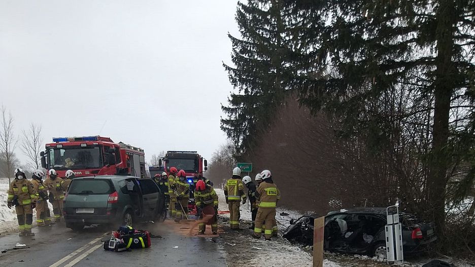 Tragedia na DW 513. 1 osoba nie żyje, wielu rannych 