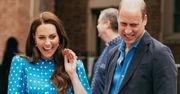 Kate i William na nowym obrazie. Jak figury woskowe? "Krzywa lewa część twarzy"