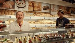 Drobni sklepikarze w świątecznej kampanii Visa (wideo)