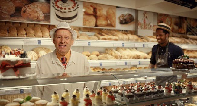 Drobni sklepikarze w świątecznej kampanii Visa (wideo)