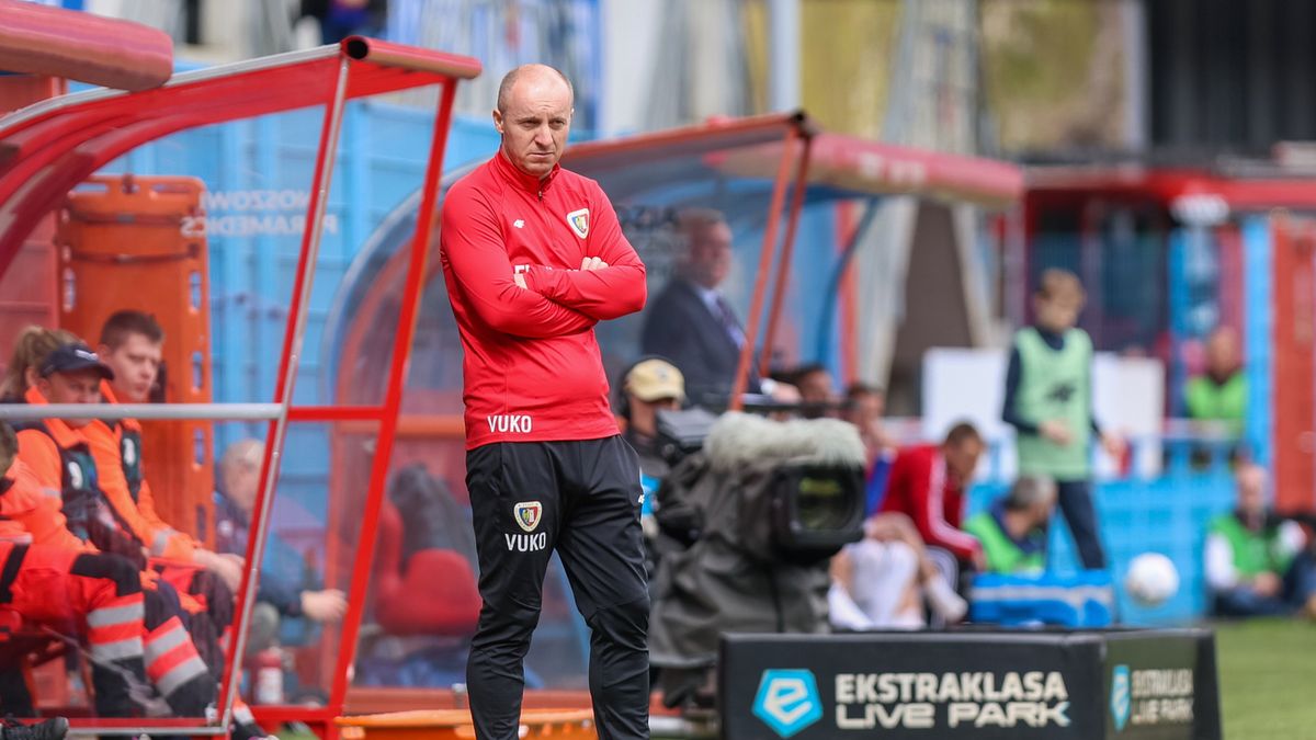 PAP / Zbigniew Meissner / Na zdjęciu: trener Aleksandar Vuković